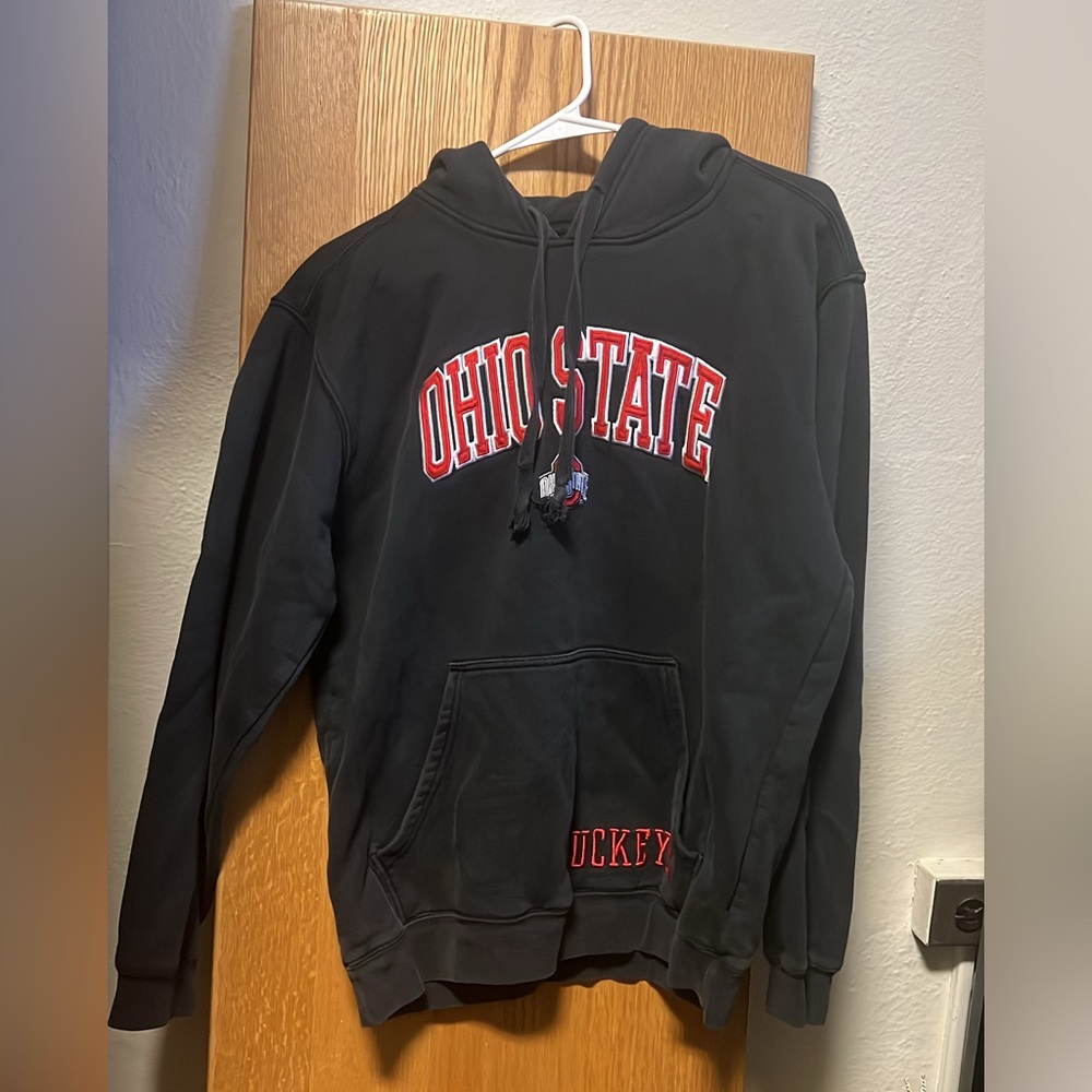 Medium Ohio State Buckeyes Hoodie